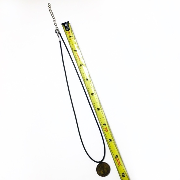 Authentic 1943 “Victory” Coin Necklace—Canadian 5-Cent Coin - Picture 4 of 4